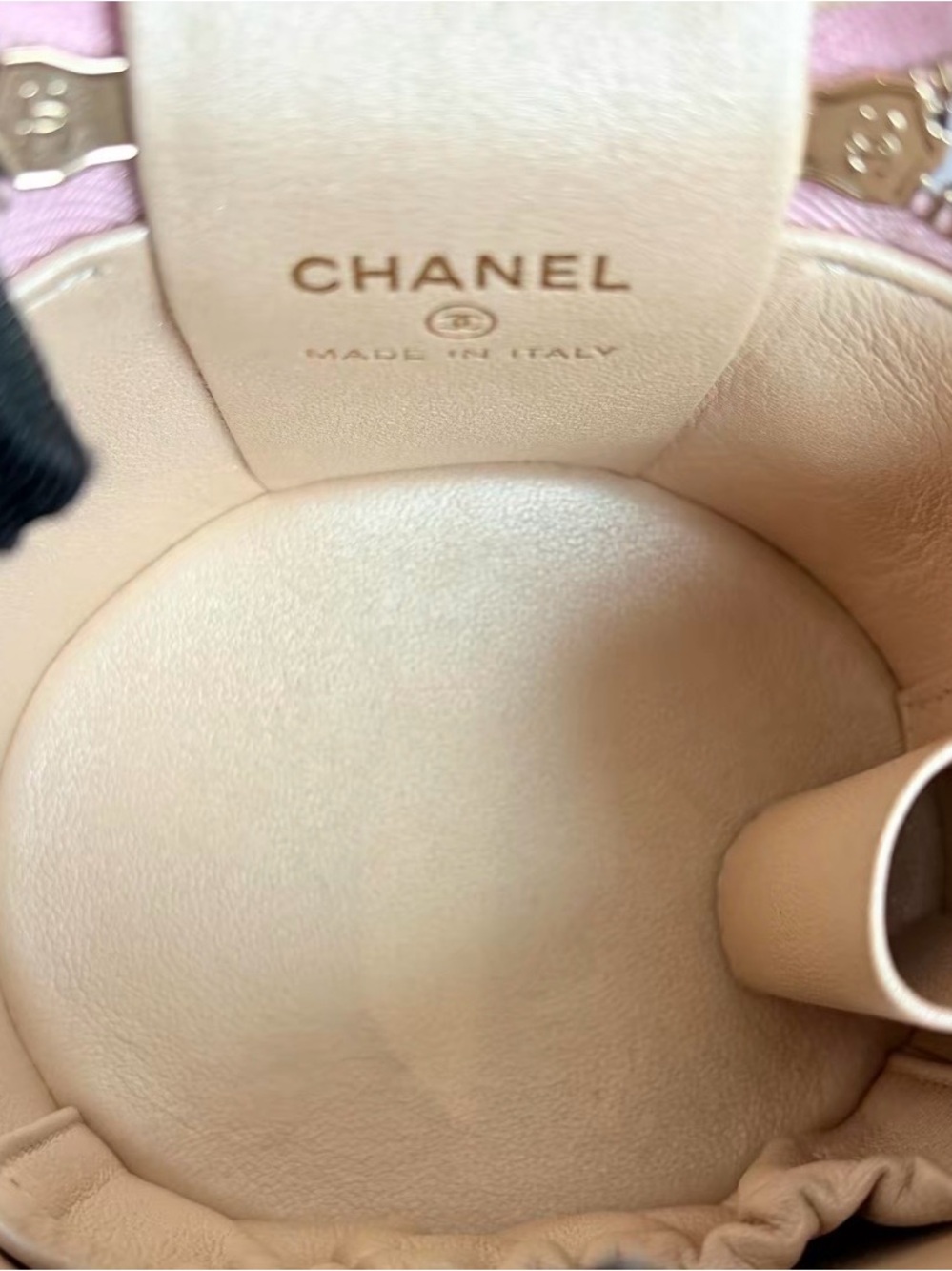 CHANEL Pink Quilted Top-Handle Vanity Mini Bag - Picture 8 of 9